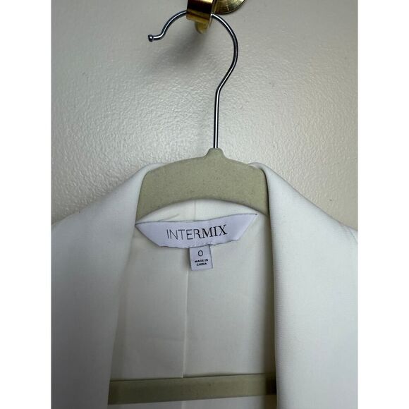 Intermix Sofia Crepe Blazer Sz. 0 - Picture 4 of 6